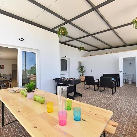 Villa Green - *
